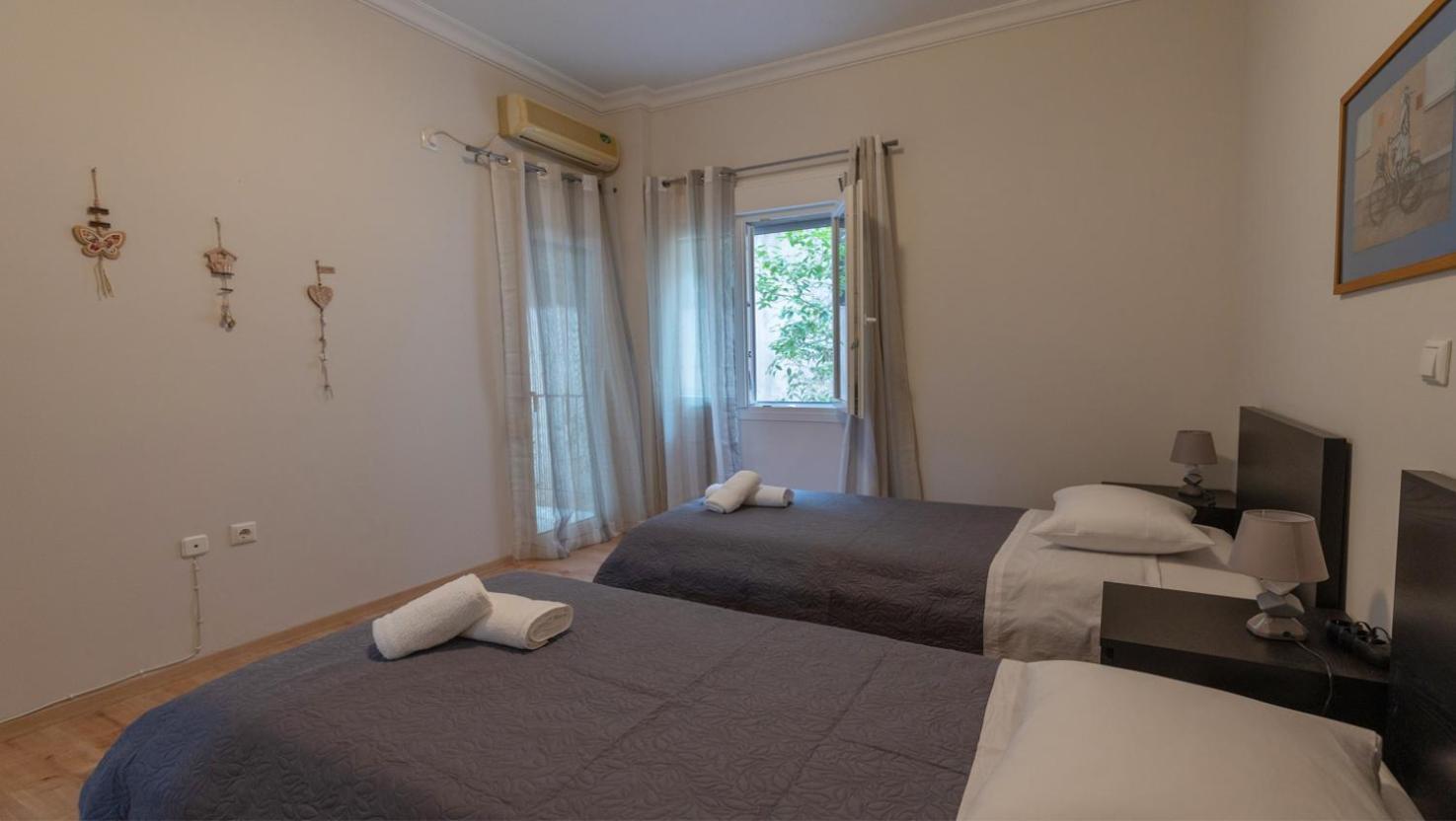 Entire Apt, 2 Bdrm, City Center Афіни Екстер'єр фото